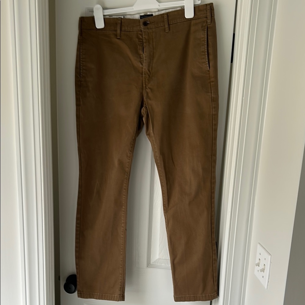 listing-status-banner